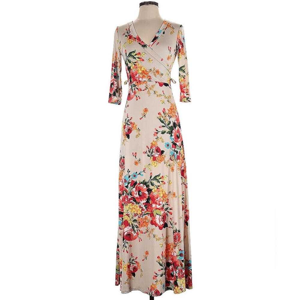 Size Small Lara Fashion Long Floral Dress